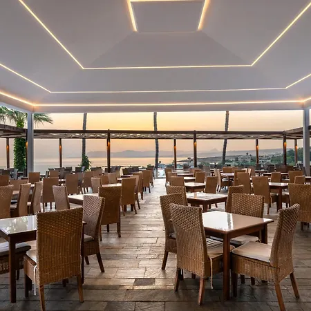 Leptos Panorama Resort