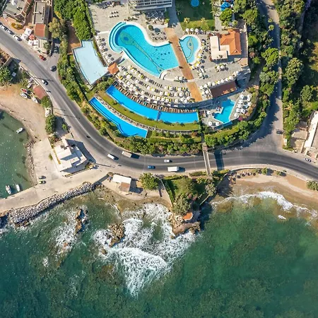 Leptos Panorama אתר נופש